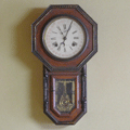 尾張時計製造会社、カレンダー付八角型掛時計、
