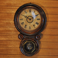 200903　蛎殻町の時計、本四ツ丸ダルマ