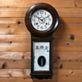 名古屋時計:頭丸型掛時計